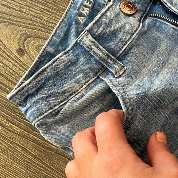 American Eagle The Dream Skinny Jeans Distressed High Rise Raw Hem Blue Size 2 - Picture 5 of 11